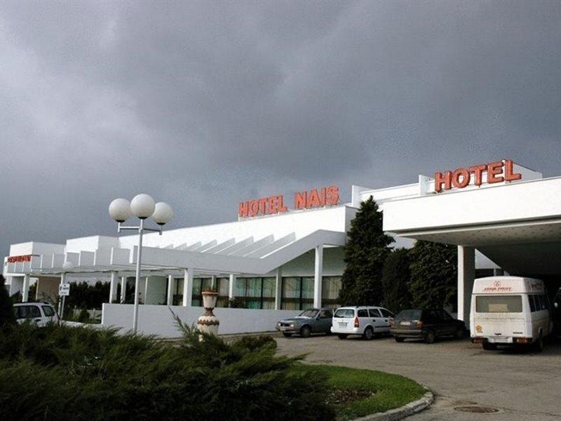 Hotel Nais Ni Kültér fotó
